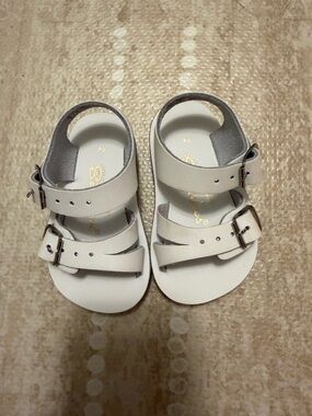 NWOT Sea Wees Leather Baby Sandals